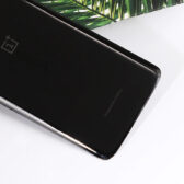 thay nắp lưng oneplus 6t kính chính hãng 3