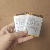 thay pin điện thoại realme 6 pro chính hãng 3