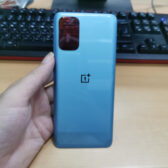 thay nắp lưng oneplus 9r kính